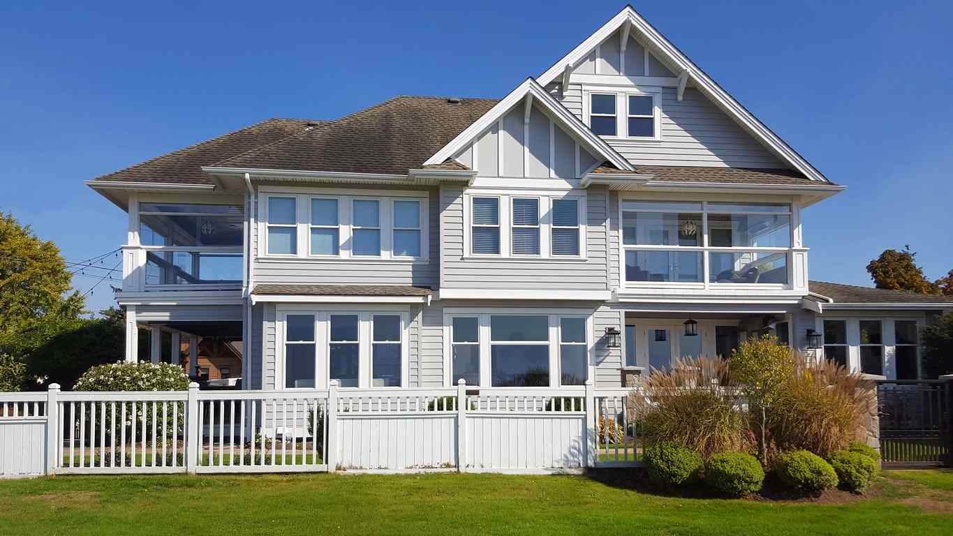 How To Choose The Best Siding For Your Calgary Home