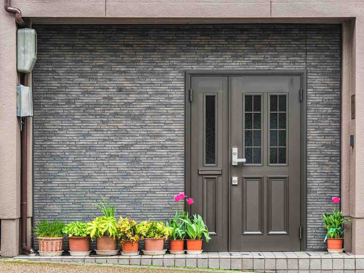 3 Tips To Know When You Should Replace Exterior Doors